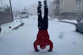 Guinness rekortmeni judocu kar sevincini 20 geri taklayla kutladı