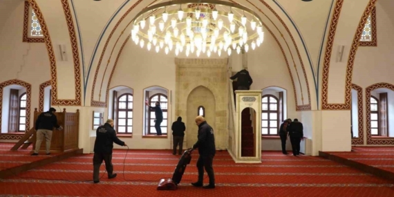 Habibi Neccar Camii’nin temizliği HBB’ye emanet