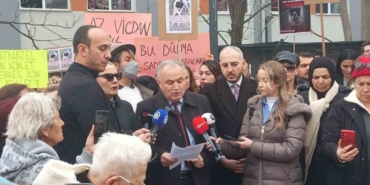 Hayvanseverlerden metroda belediye görevlilerince öldürüldüğü iddia edilen köpek için ABB’ye tepki