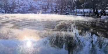 Her yer dondu bir orası donmadı