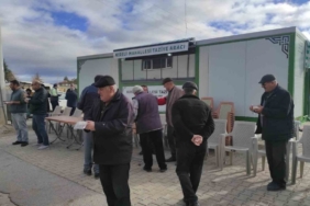 Hüyük’te hayırseverler taziye aracı yaptırdı