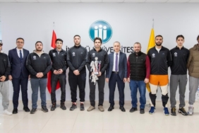 İnönü Üniversitesi Basketbol takımı şampiyon oldu