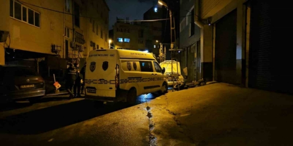 Isınmak için arabaya girdi araç yanınca feci şekilde can verdi