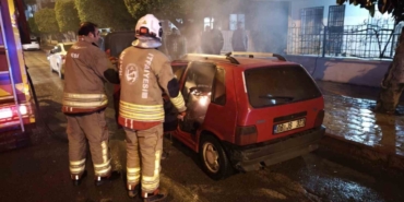 İskenderun’da otomobil yangını