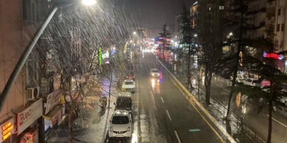 Isparta’da fırtına nedeniyle motosiklet ve motokuryelere trafik kısıtlaması