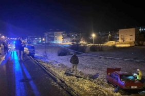 Isparta’da iki otomobil çarpıştı: 3 yaralı