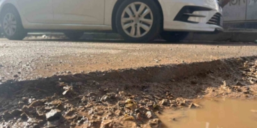 İzmir’de altyapı çalışmaları yolları köstebek yuvasına çevirdi