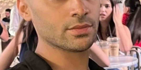 İzmir’de emniyet şeridindeki kamyona çarpan motosikletli genç hayatını kaybetti