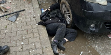 İzmir’de otomobil apartmanın bahçesine uçtu: 1’i ağır 6 yaralı