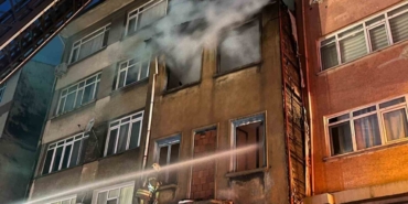 Kadıköy’de metruk binada çıkan yangın korkuttu