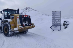 Kahramanmaraş’ın kuzey ilçelerinde kar mesaisi