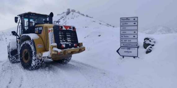 Kahramanmaraş’ın kuzey ilçelerinde kar mesaisi