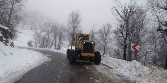 Kahramanmaraş’ta karla mücadele