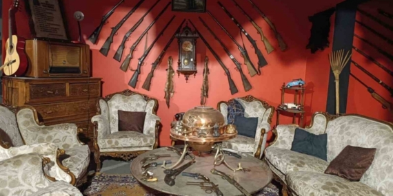 Kahramanmaraş’ta nostalji durağı: Antikaların arasında zaman yolculuğu