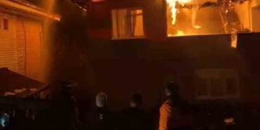 Karabük’te iki katlı evde korkutan yangın