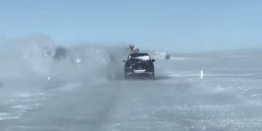 Karayazı’da kurdo fırtınası etkili oldu