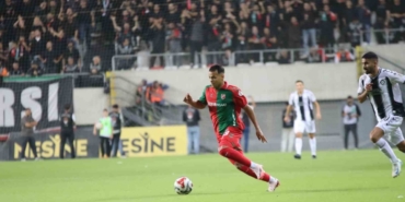 Karşıyaka’da Mehmet Güneş’le yollar ayrıldı