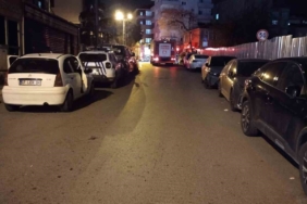 Kartal’da 5 katlı binanın çatısında yangın