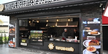 Kartepe’de öğrencilere indirimli hizmet verecek yeni kafe açıldı