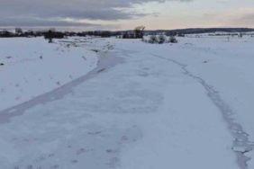 Kastamonu buz kesti: Dereler, barajlar ve göletler dondu