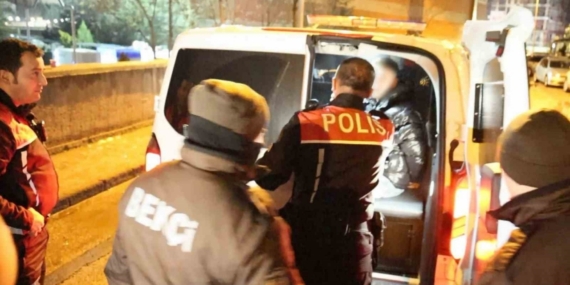 Kavga edip kaçtılar, polisin kovalamacasıyla yakalandılar