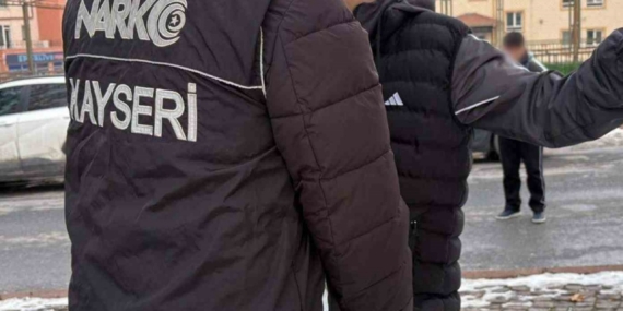 Kayseri’de okulla ilgisi olmayan 12 şahıs sorgulandı