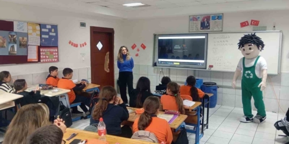 Kemer Belediyesi’nden öğrencilere sıfır atık eğitimi