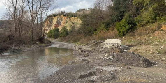 Kıyıcak Mahallesi Kavaklı Sokak’ta çamur isyanı; "Çığlığımızı duyun"