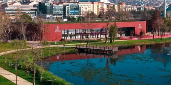 Kocaeli’de "Alev Alatlı Kütüphanesi ve Sanat Galerisi" törenle tanıtıldı