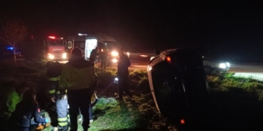 Kontrolden çıkan otomobil devrildi, sürücü yaralandı