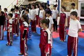 Körfezli kick boksçulardan şampiyona öncesi güç birliği