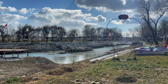 Kuruyan Sakarya Nehri’nin doğduğu nokta da DSİ’nin çalışmaları devam ediyor