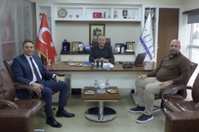 Kuşadası İlçe Emniyet Müdürü Demirelli, KUTO Başkanı Akdoğan ile görüştü