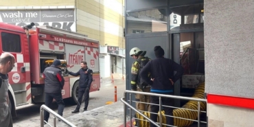 Kütahya’da korkutan yangın, 3 kişi dumandan etkilendi