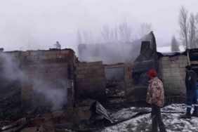 Mahallede korkutan yangın