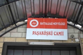 Malatya’da Paşaköşkü Camisi’nin hasarlı minaresi onarılıyor