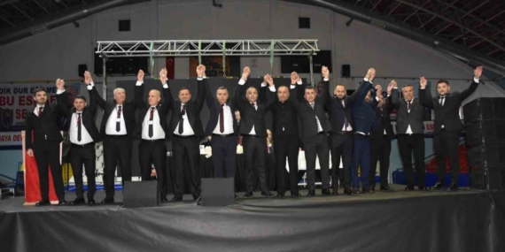 Manisa Şoförler Odası’nda değişim: Cahit Güden başkan seçildi