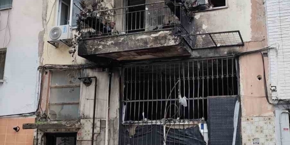 Manisa’da iş yerindeki yangın mahalle sakinlerine korku dolu anlar yaşattı