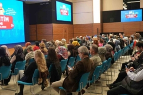 Memur-Sen Genel Başkanı Yalçın: "Kadınların, sendikacı kadınlar olması konusundaki kendilerinin gösterdiği hareketi ve bereketi bizzat hissediyorum"