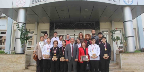 Menteşeli genç şefler, İstanbul’dan 11 madalya ile döndü