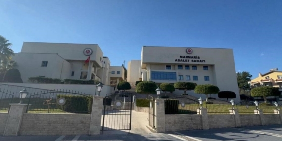 Motosiklete çarparak iki kişiyi yaralayan otomobil sürücüsü tutuklandı