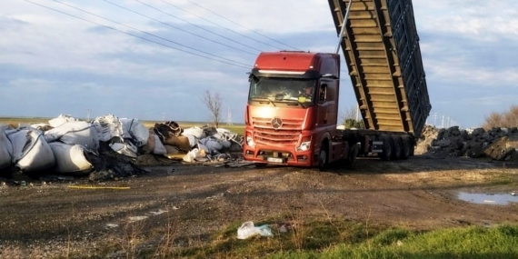 Muratlı’da izinsiz atık döken kamyon ve sürücüsüne ceza