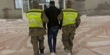 Muş’ta bilişim dolandırıcılığından aranan şahıs yakalandı