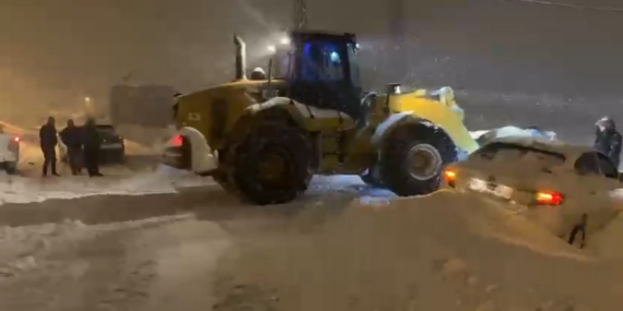 Muş’ta kar yağışı: 345 köy yolu ulaşıma kapandı