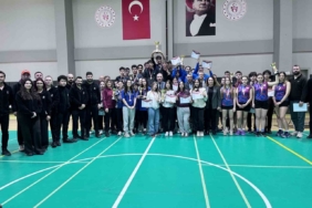 Okul sporları karate  ve badminton il birinciliği müsabakaları tamamlandı