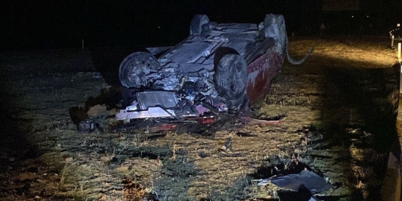 Otomobiller kavşakta çarpıştı: 4 yaralı