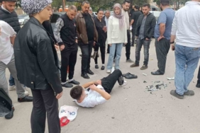 Otoparka dönen otomobil ile motosiklet çarpıştı: 1 yaralı