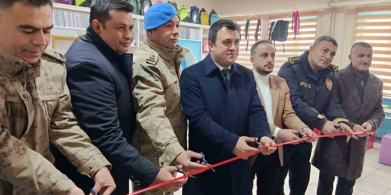 Patnos’ta iyilik dükkanı açıldı