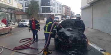 Pınarhisar’da park halindeki otomobil alevlere teslim oldu