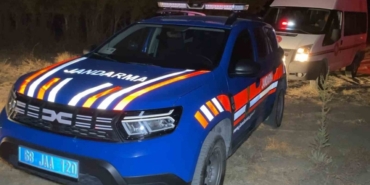 Rüzgardan uçan çatı kadını hayattan kopardı